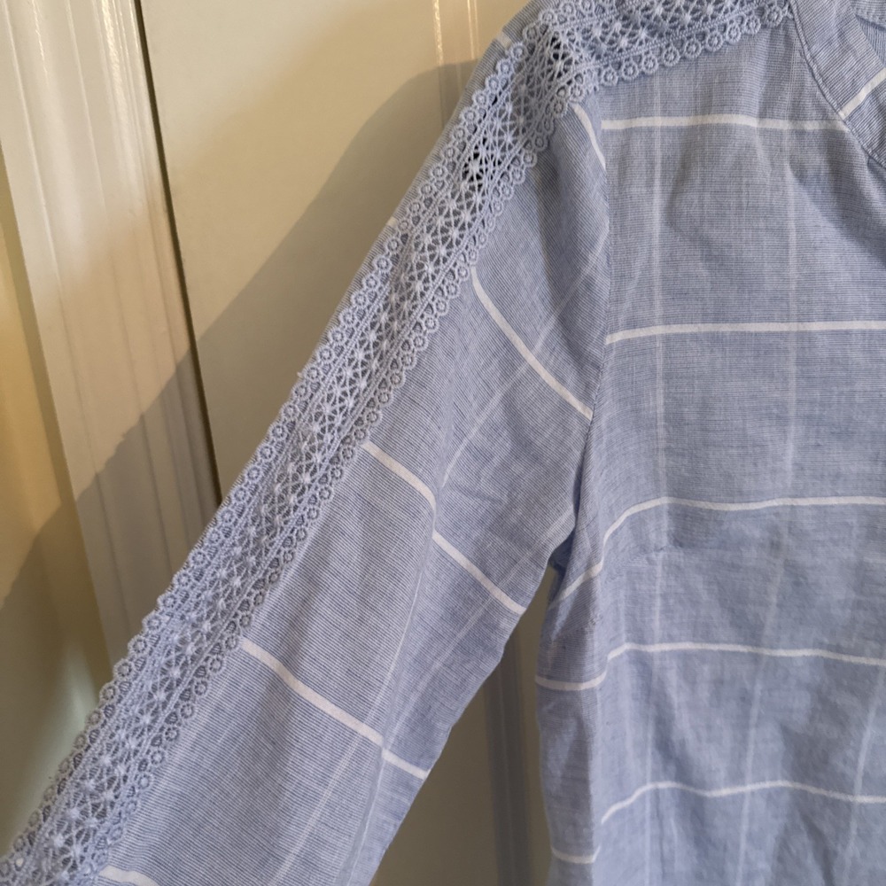 Christopher & Banks Blue Windowpane Plaid Crochet Lace Pom Pom Blouse Small - Picture 3 of 7